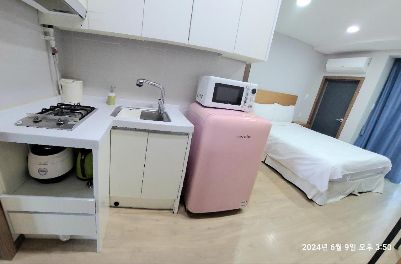 W Ocean Pension Seogwipo Exterior foto