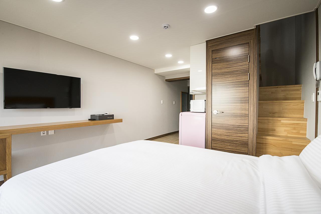 W Ocean Pension Seogwipo Exterior foto